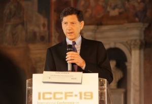 Tom Darden Speaking at ICCF19 — Courtesy MFMP.